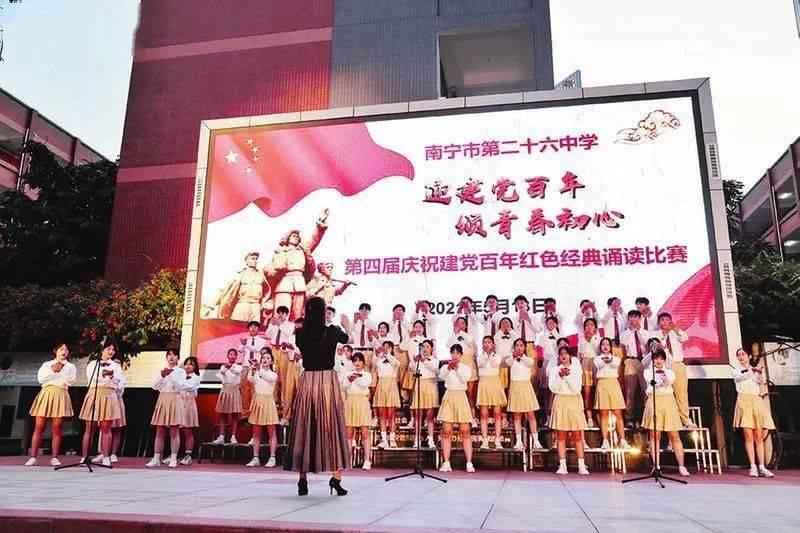 和高情绪价值的人谈恋爱有多舒服